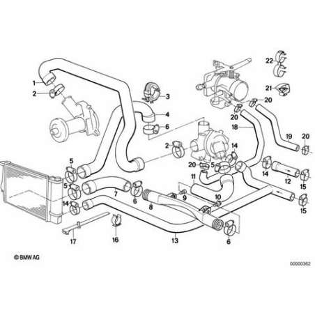 Tuyau admission-moteur et soupape d'eau